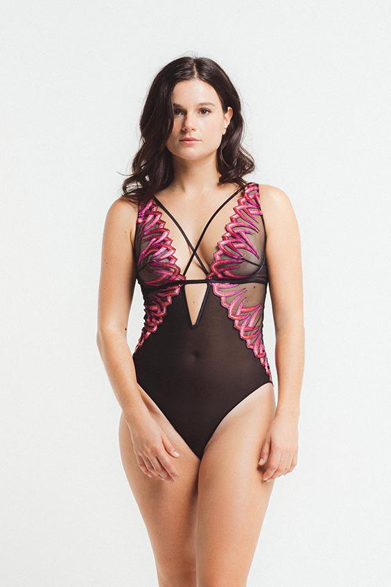 Louisa Bracq VIRTUAL SUNSET - Body Sans Armatures