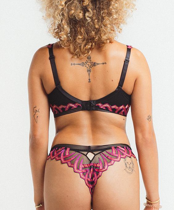 Louisa Bracq VIRTUAL SUNSET - Tanga