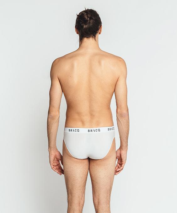 Louisa Bracq White Basic Range - Slip