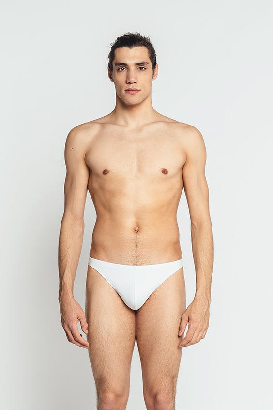 Louisa Bracq White Basic Range - String