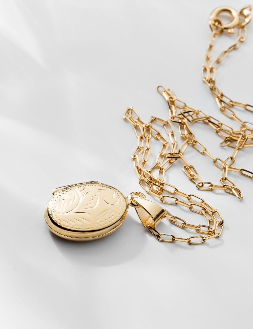 louise damas ANNA - MEDAILLON