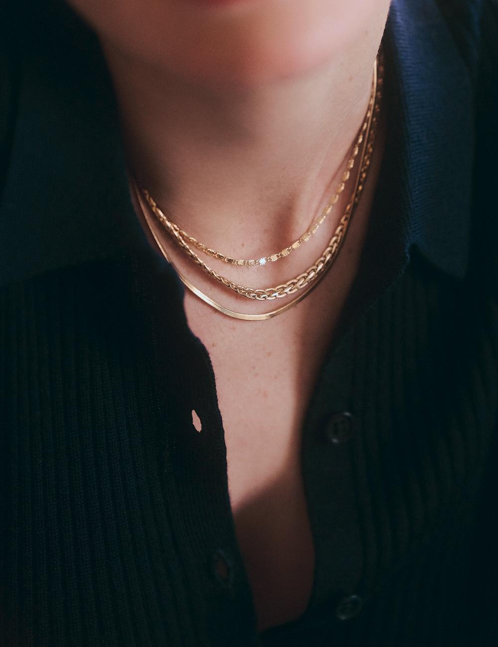 Louise Damas AUGUSTINE - COLLIER