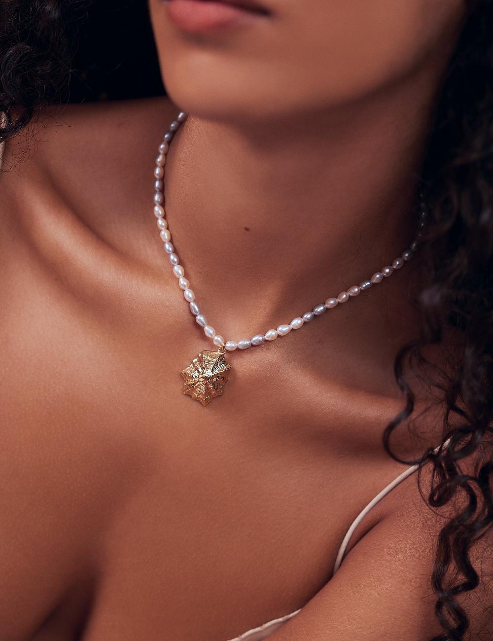 Louise Damas GALA - PENDENTIF