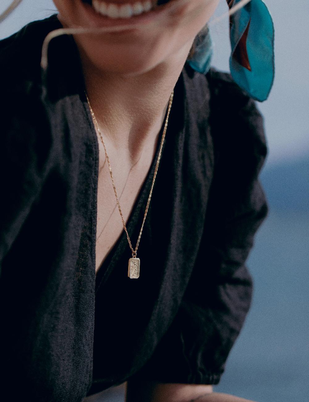 Louise Damas GYPTIS - MEDAILLE
