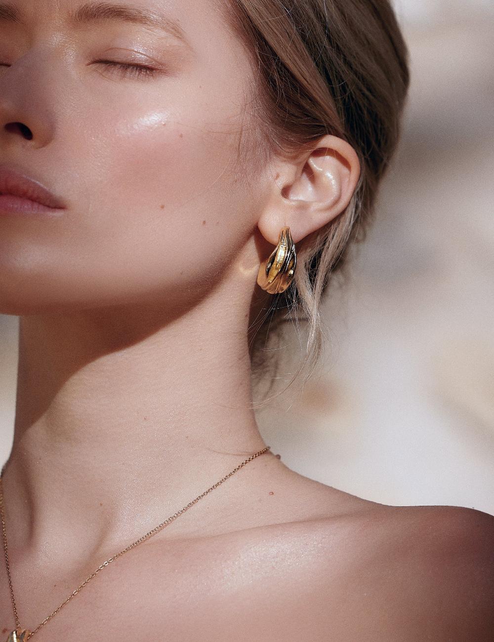 Louise Damas IRIS - GRANDES CRÉOLES