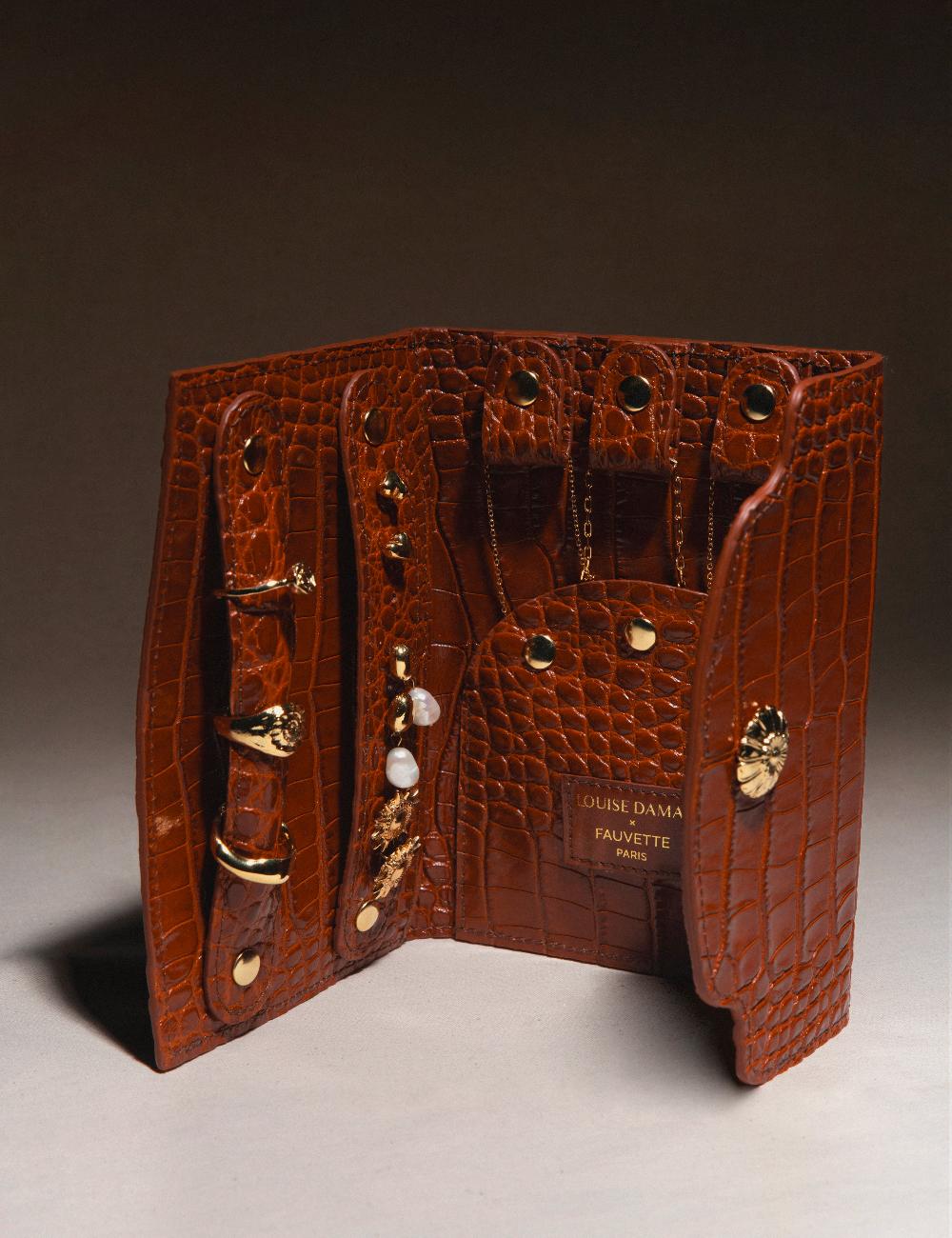 louise damas L'ÉTUI À BIJOUX HENRIETTE NOISETTE