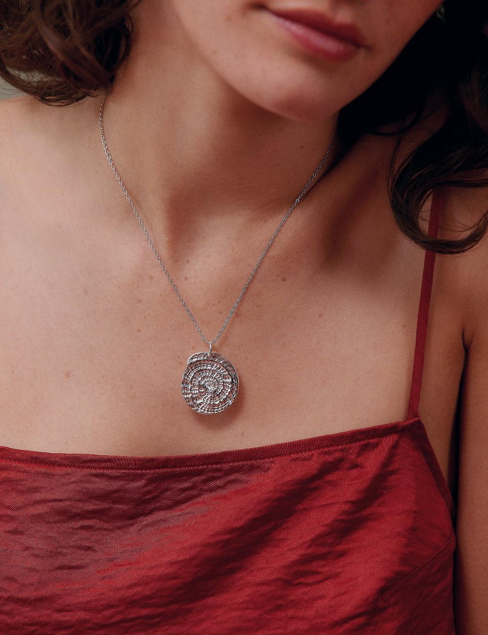 Louise Damas VÉNUS - MÉDAILLE ARGENT