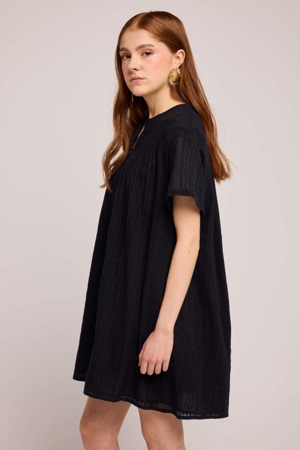 Louizon Les Robes BEKANOU