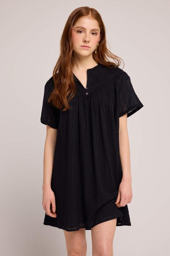 louizon Les robes BEKANOU