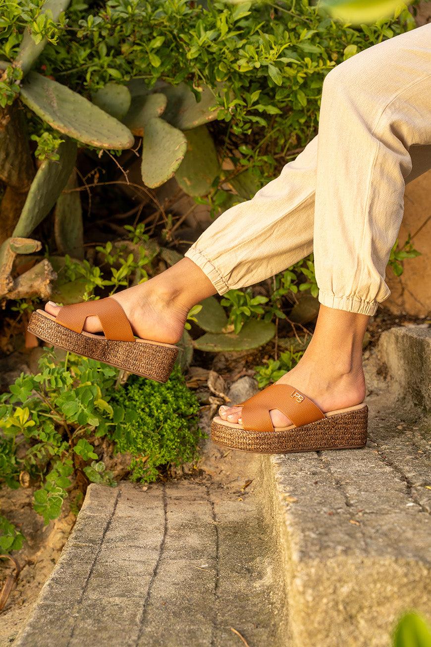 lpb woman COMPENSEES LORELEI CAMEL PU