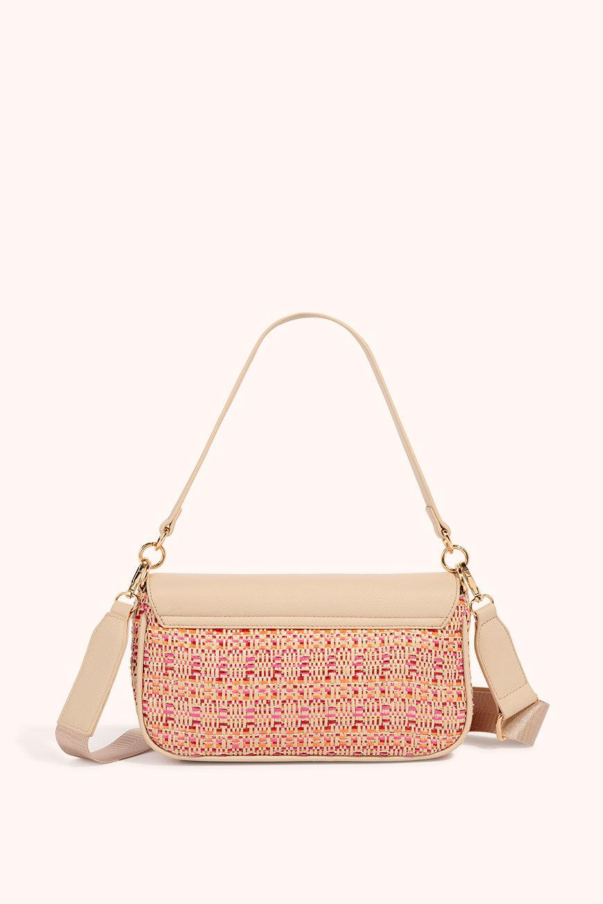 Lpb Woman SAC A MAIN ISOLA