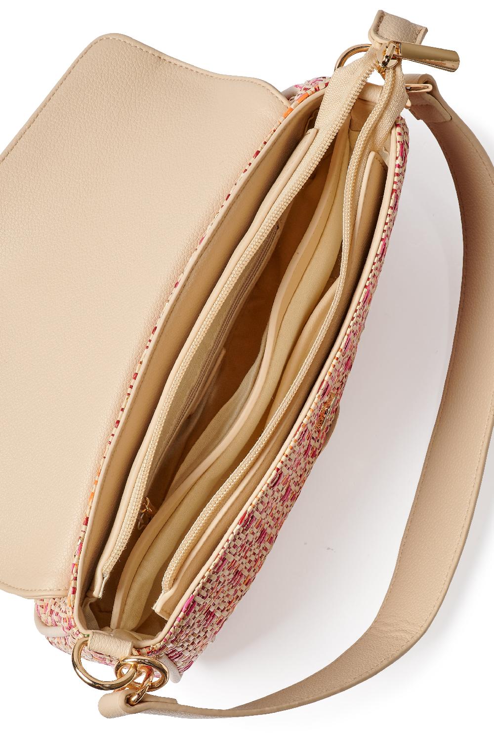 Lpb Woman SAC A MAIN ISOLA