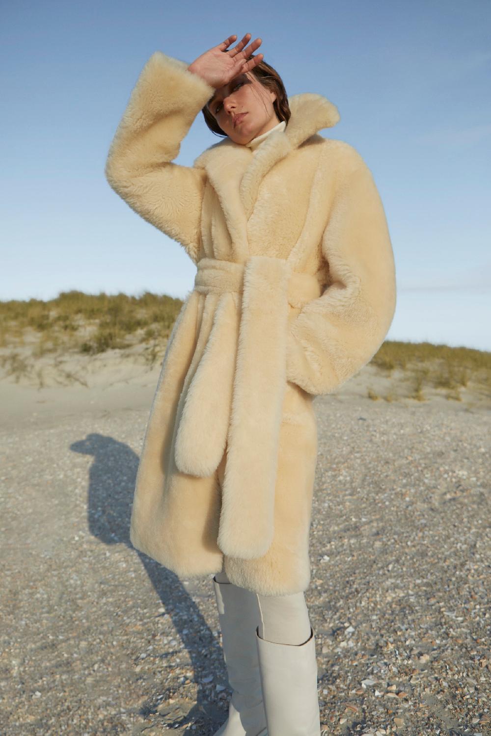 mackage ETIENNE Manteau en rason avec ceinture