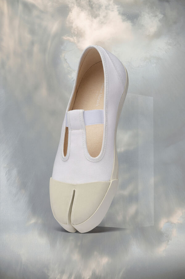 maison margiela On the Deck Tabi Mary Jane