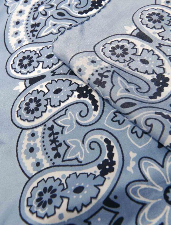 Maje Foulard à Imprimé Bandana Bleu Bandana Print