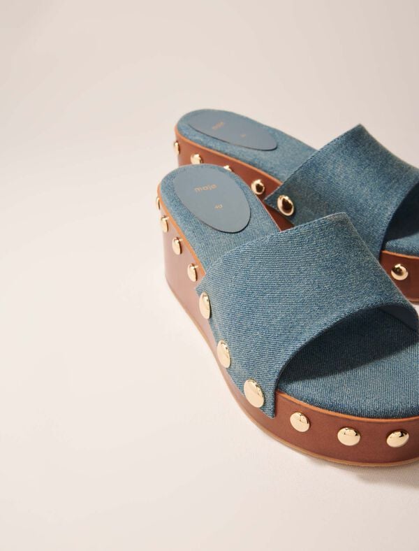 Maje Mules Compensées En Denim à Studs Bleu Jean