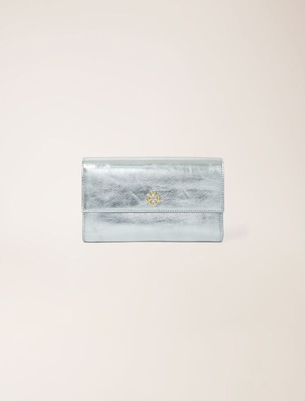 maje Pochette en cuir métallisé à chaîne Argente