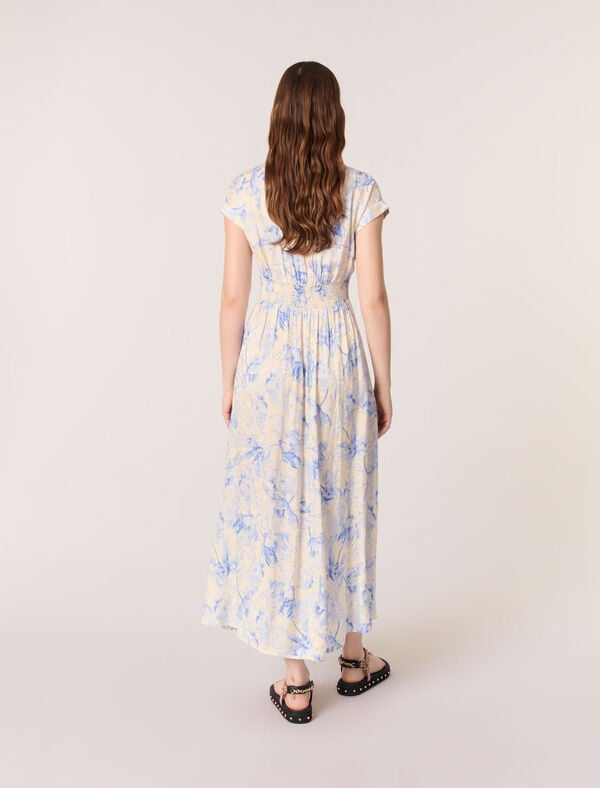 Maje Robe Longue Imprimée Imprime Fleur Bleue Fond Ecru