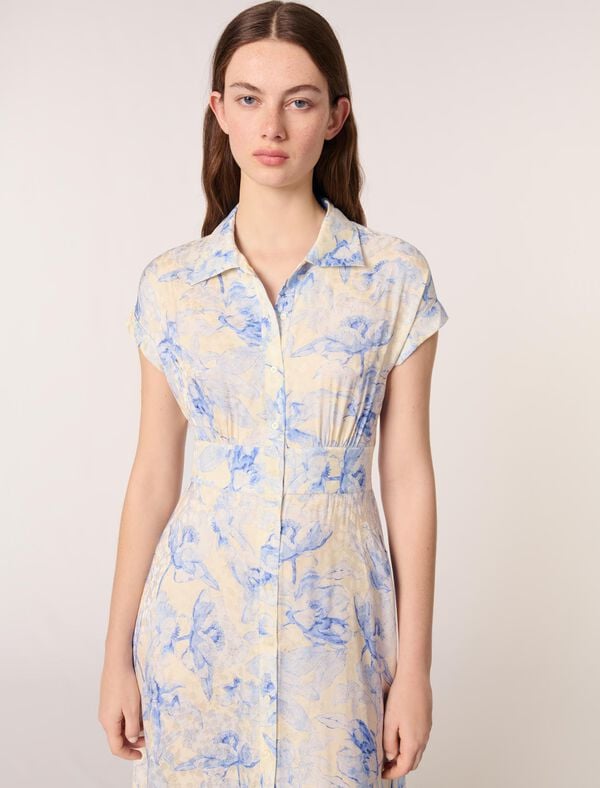 Maje Robe Longue Imprimée Imprime Fleur Bleue Fond Ecru