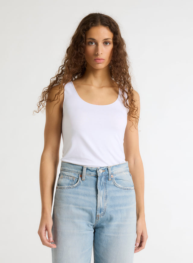 Majestic Filatures Débardeur Blanc Abby Finitions Bourdon En Viscose / Élasthanne Viscose / Élasthanne