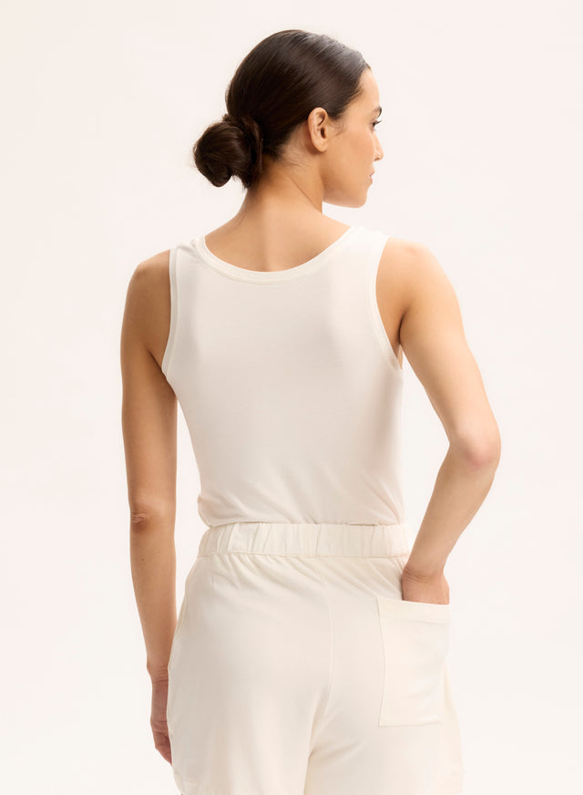 Majestic Filatures Débardeur Blanc Col U Viscose / Élasthanne