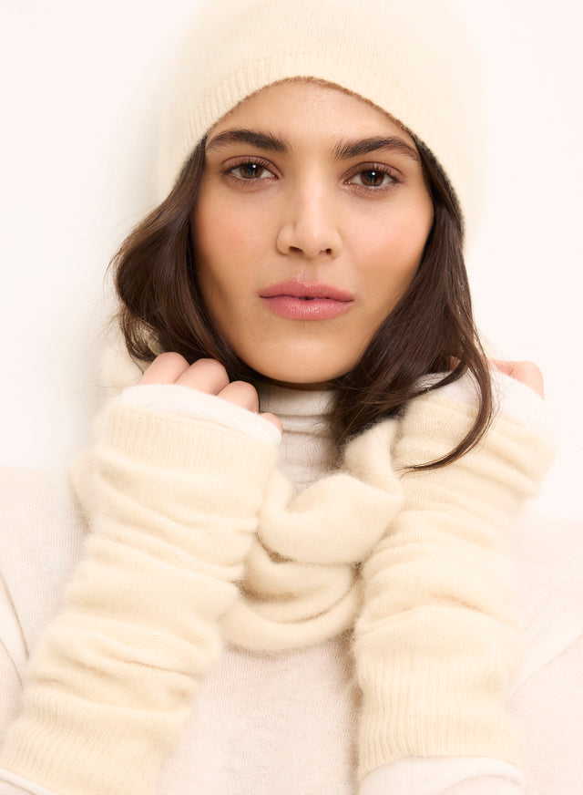 majestic filatures Mitaines Écru en Raccoon Raccoon / Polyamide majestic filatures Mitaines Écru en Raccoon Raccoon / Polyamide