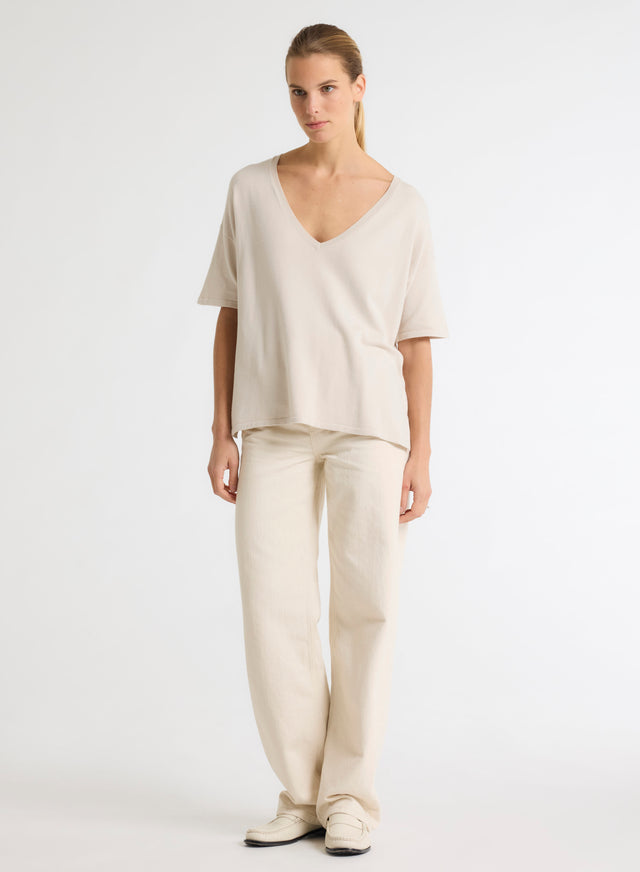 Majestic Filatures Pull Beige Col V Manches Courtes En Coton Organique / Elasthanne Coton Organique / Elasthanne