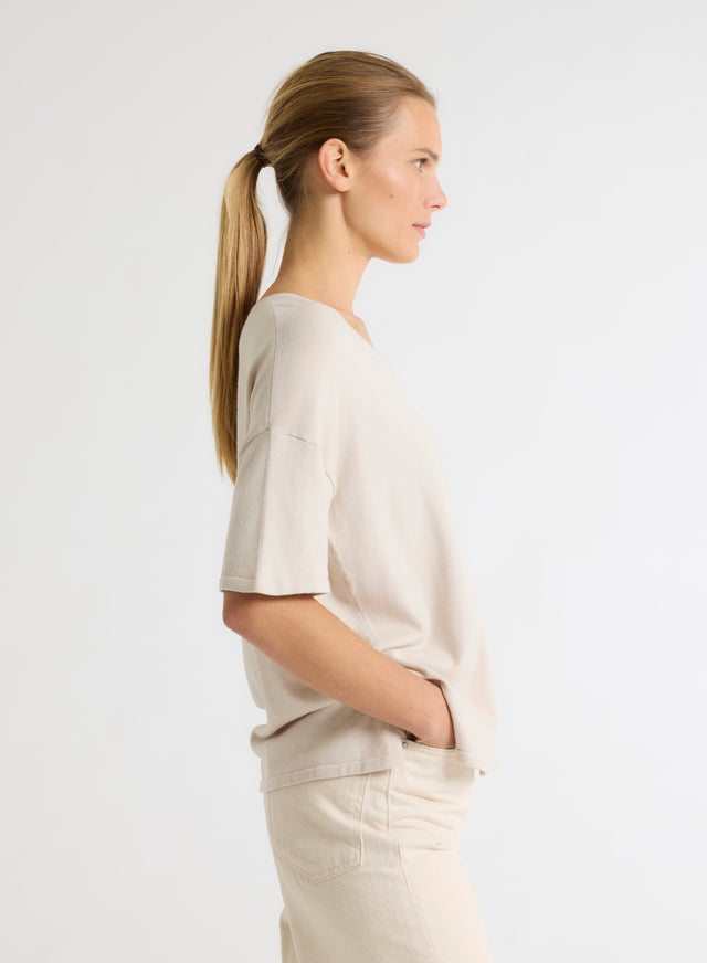 Majestic Filatures Pull Beige Col V Manches Courtes En Coton Organique / Elasthanne Coton Organique / Elasthanne