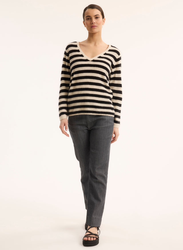 Majestic Filatures Pull Rayé Noir Col V Manches Longues En Raccoon / Polyamide Raccoon / Polyamide