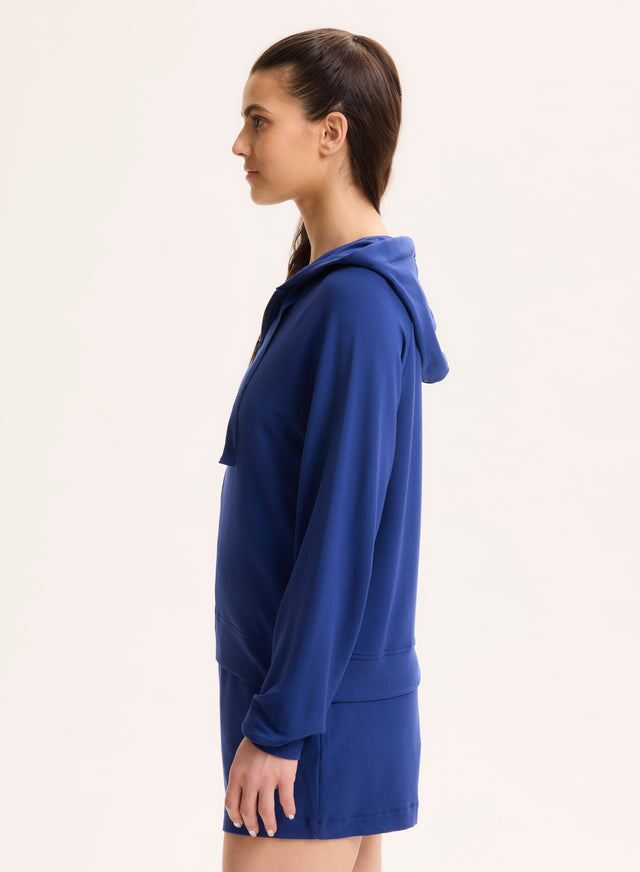 Majestic Filatures Sweat Bleu Col Capuche Manches Raglan Longues En Viscose / Élasthanne Viscose / Élasthanne