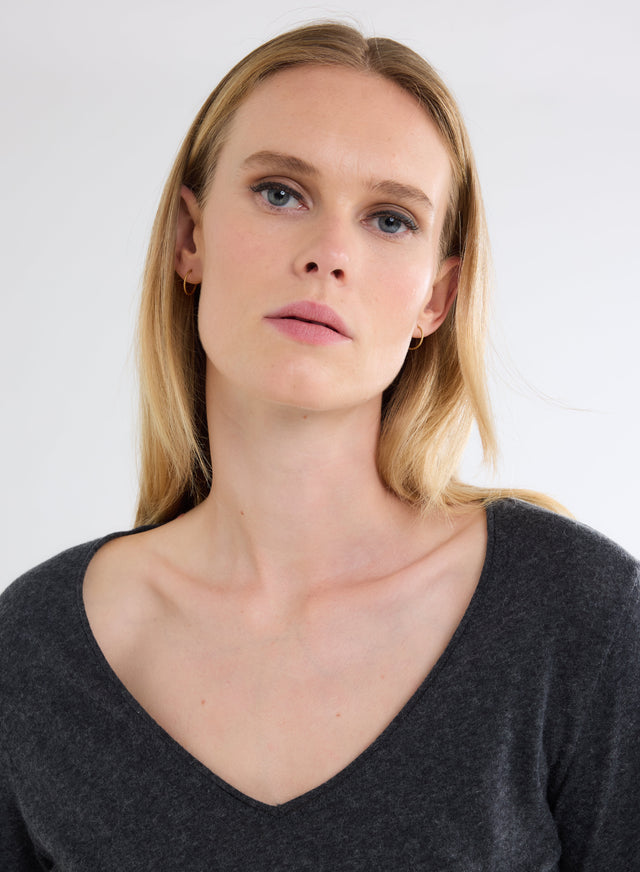 Majestic Filatures T-shirt Anthracite Chiné Col V Manches Longues En Coton Et Cachemire Coton / Cachemire