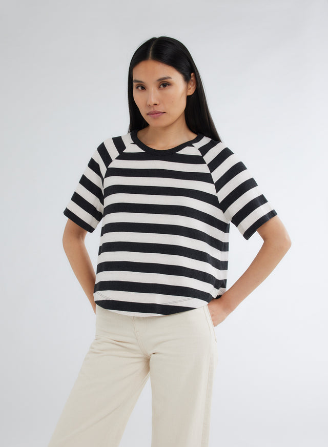 Majestic Filatures T-shirt Anthracite Et Écru Rayé Oversize Court Col Rond Manches Courtes En Coton Organique Coton Organique