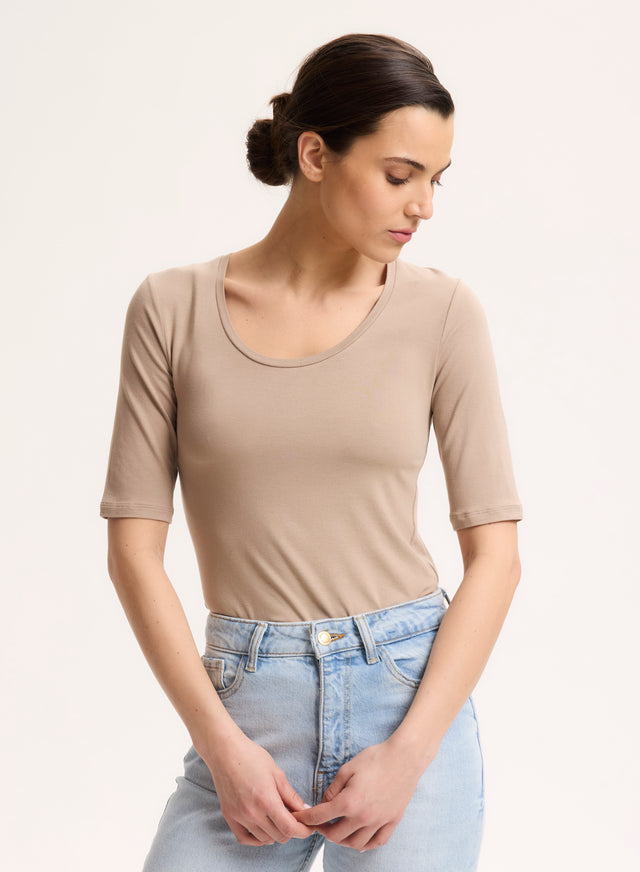 Majestic Filatures T-shirt Beige Col U Manches Coudes En Viscose / Élasthanne Viscose / Élasthanne