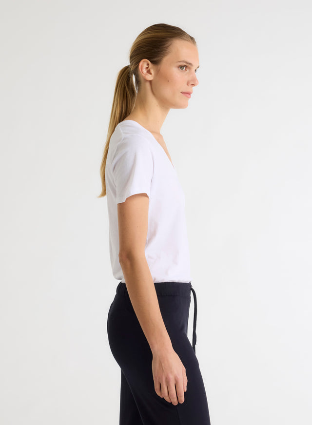 Majestic Filatures T-shirt Blanc Patty Col V Manches Courtes En Coton Coton Organique