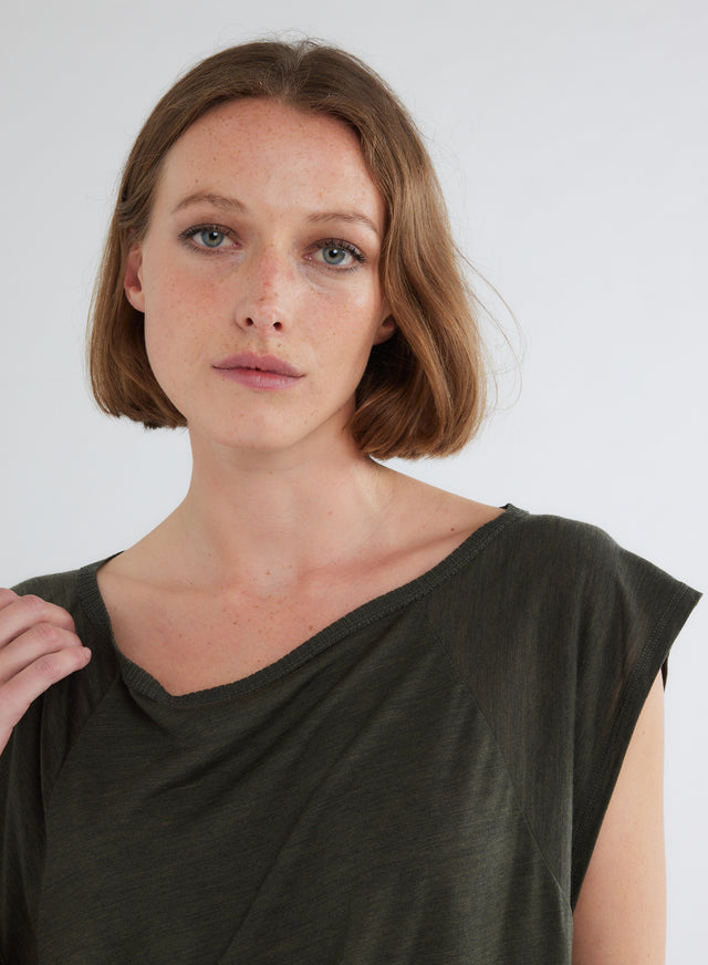 Majestic Filatures T-shirt Kaki Col Bateau Manches Courtes En Laine Et Lyocell Lyocell / Laine Vierge