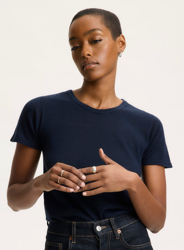 Majestic Filatures T-shirt Marine Col Rond Manches Courtes En 100% Cachemire Cachemire