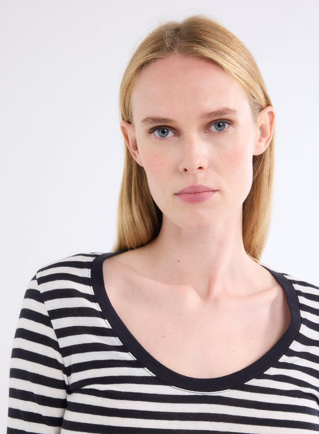 Majestic Filatures T-shirt Marine Et Blanc Rayé Col U Manches Longues En Coton Organique Et Cachemire Coton Organique / Cachemire