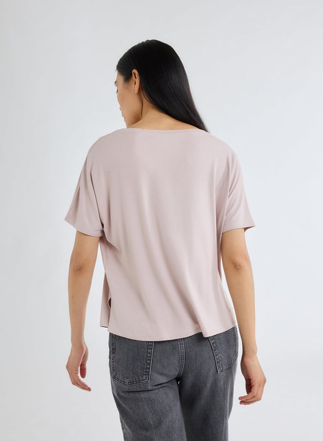 Majestic Filatures T-shirt Rose Clair Oversize Col Rond Manches Courtes En Viscose Et Élasthanne Viscose / Élasthanne