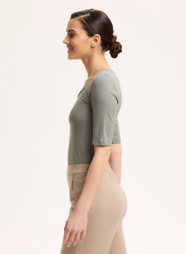 Majestic Filatures T-shirt Vert Col U Manches Coudes En Viscose / Élasthanne Viscose / Élasthanne