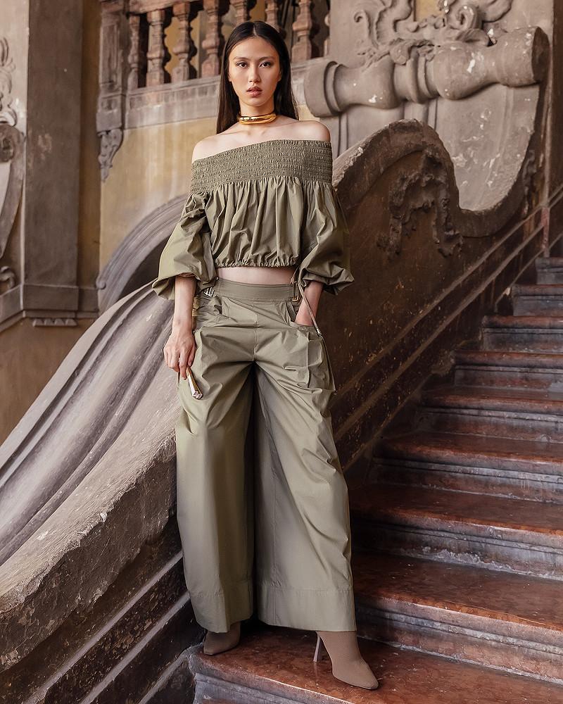 Mes Demoiselles Blouse Pyrite Top En Popeline De Coton Kaki Encolure Smockée