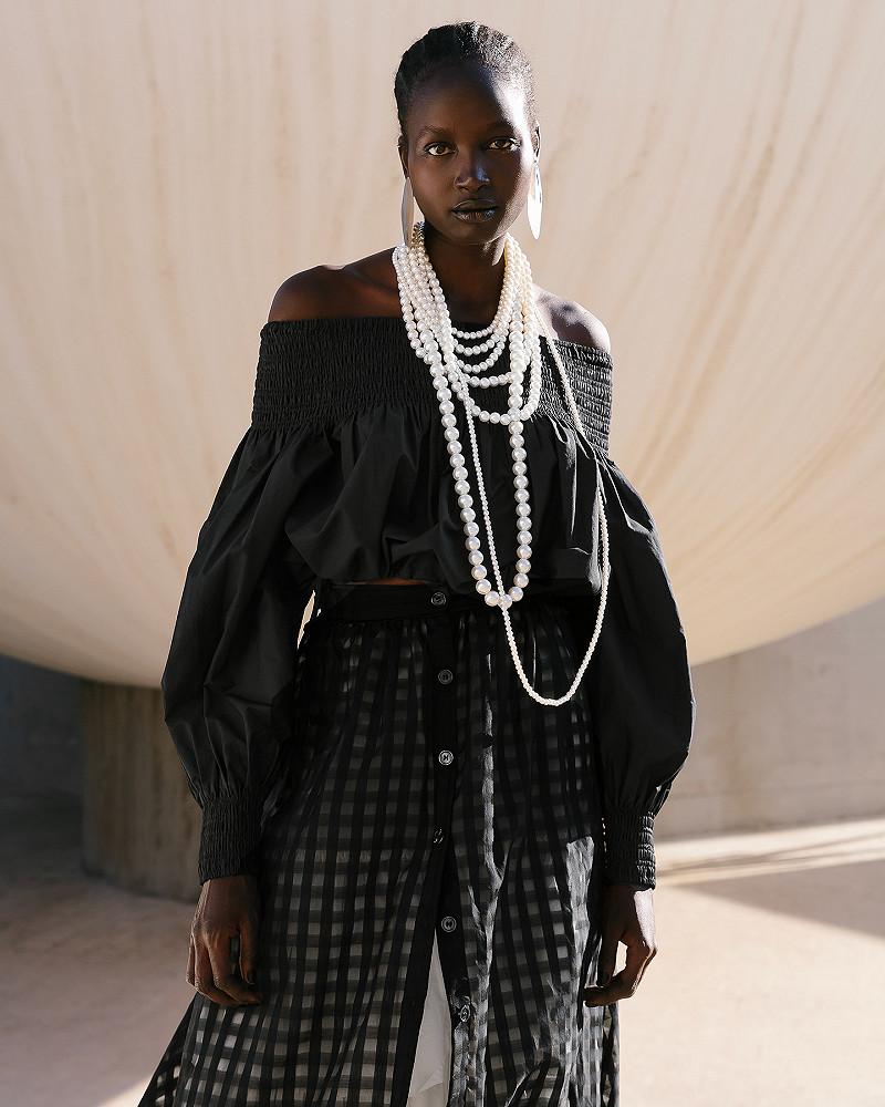 Mes Demoiselles Blouse Pyrite Top En Popeline De Coton Noire Encolure Smockée