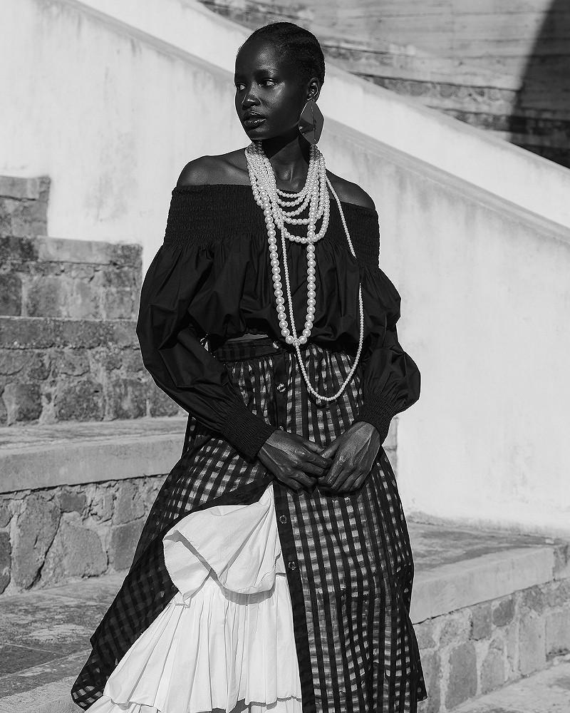 Mes Demoiselles Blouse Pyrite Top En Popeline De Coton Noire Encolure Smockée