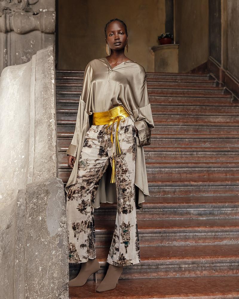 Mes Demoiselles Blouse Suram Chemise Oversize En Satin Viscose Kaki