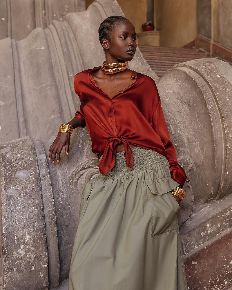 Mes Demoiselles Chemise Silveness Chemise En Satin De Soie Terracotta Aux Lignes épurées