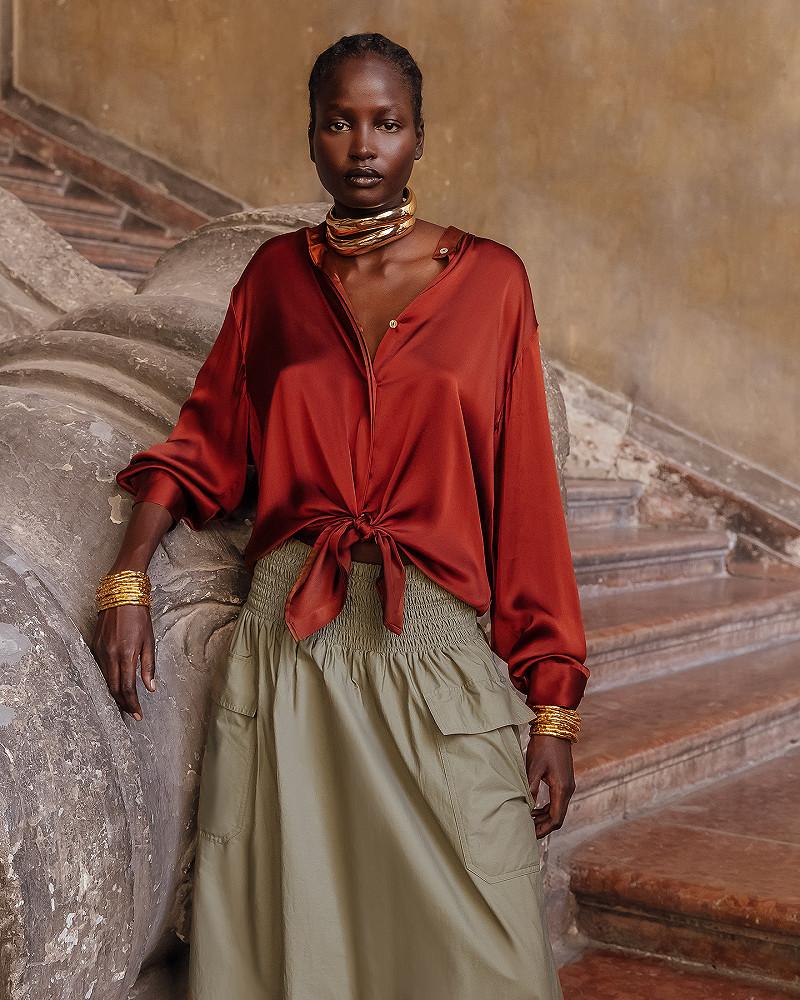 Mes Demoiselles Chemise Silveness Chemise En Satin De Soie Terracotta Aux Lignes épurées