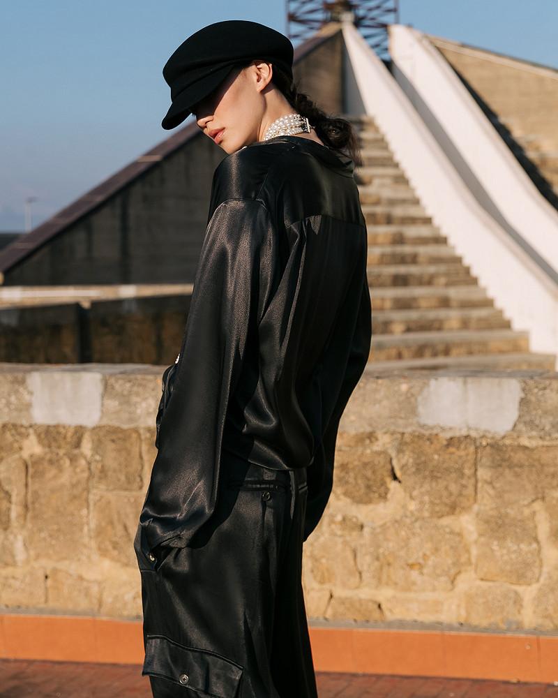 Mes Demoiselles Chemise Siwa Chemise épurée En Satin Viscose Noir Profond