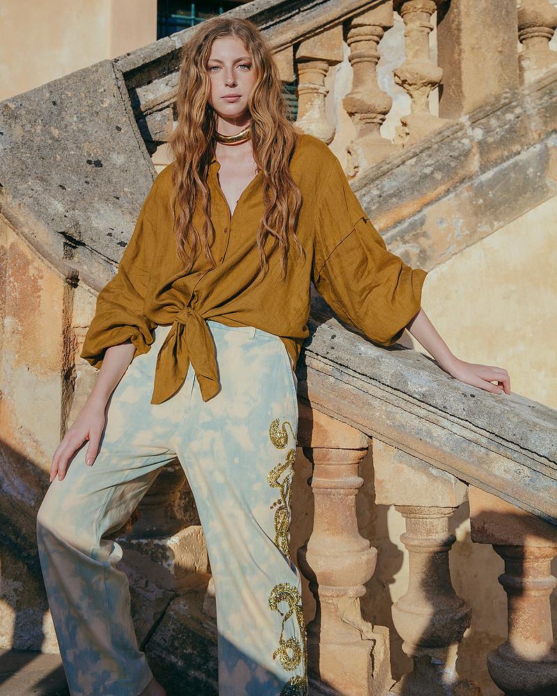 Mes Demoiselles Pantalon Ukil Pantalon Droit En Toile De Denim Délavé Avec Broderies