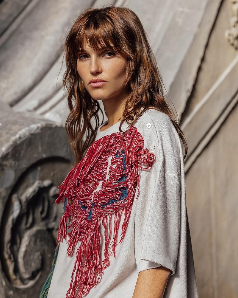 Mes Demoiselles Pull Abril Tee-shirt En Laine Merinos Et Dessin Frontal