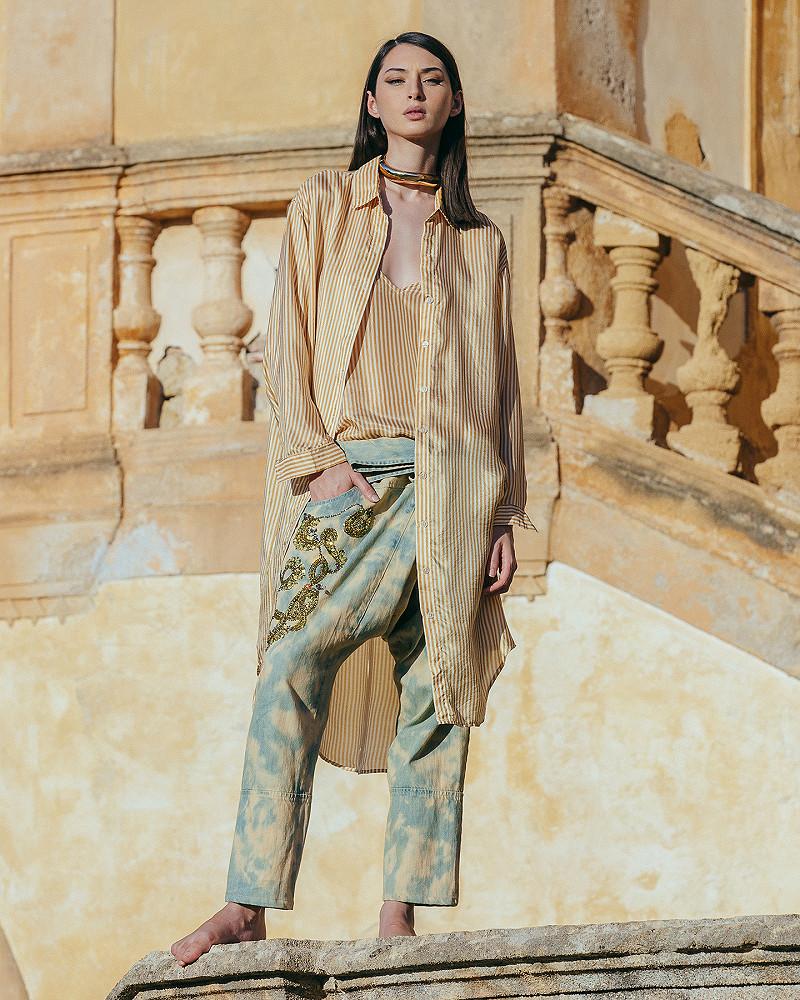 mes demoiselles robe Hiva Longue chemise en soie rayée ocre