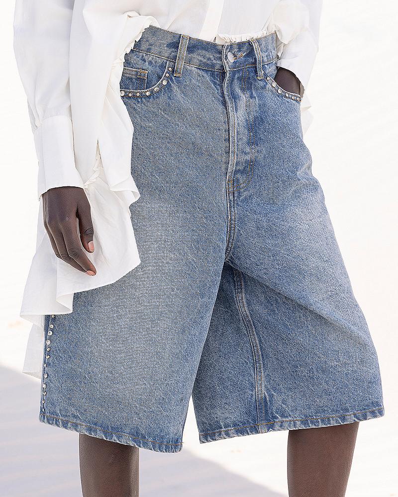 Mes Demoiselles Short Muffin Bermuda Long En Denim Bleu Et Pièces Argentés